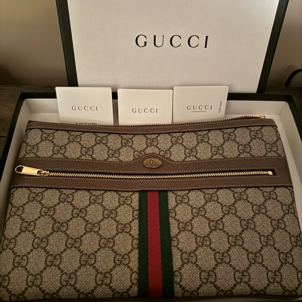 Gucci Ophidia GG Supreme Canvas Zip Pouch